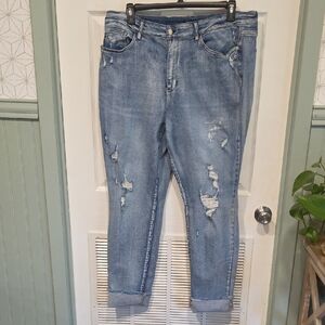 Judy Blue Light Blue Distressed Boyfriend Jeans